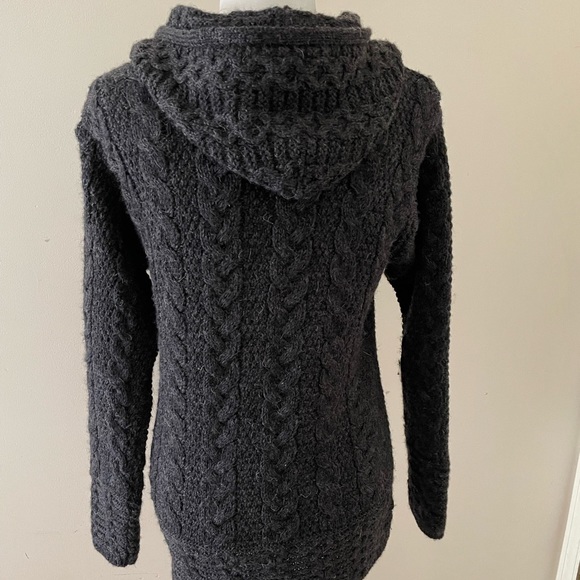 Inis Crafts 100% merino wool size small dark grey full zip cable sweater - Picture 2 of 10